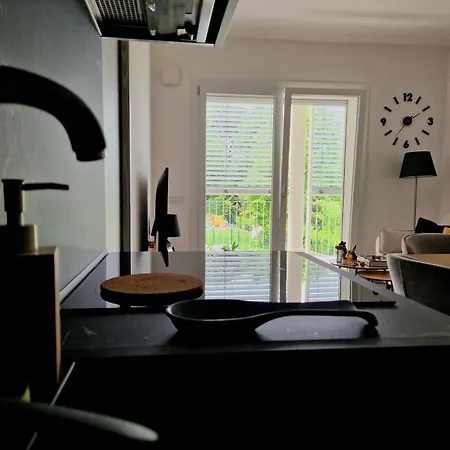 Apartment Rho8 Como